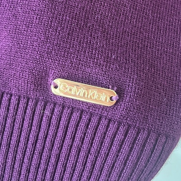 Calvin Klein Deep Purple Turtleneck Sweater- Small - Picture 3 of 8